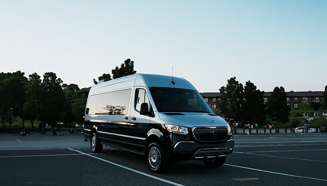 HotWheelz 7-Seater Mercedes-Maybach Sprinter luxury interior and exterior